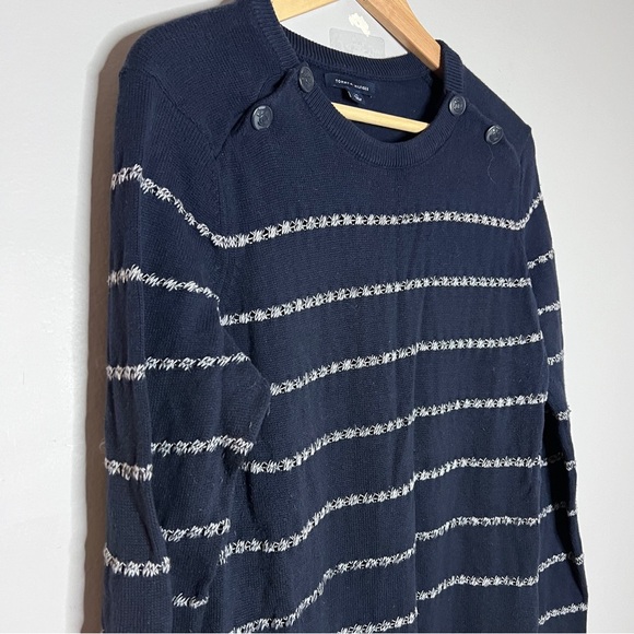 Women’s Tommy Hilfiger Sweater Navy w/Wht Stripes Cotton Size L in EUC - Picture 2 of 5
